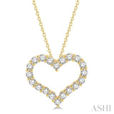 1 1/2 Ctw Heart Shape Round Cut Diamond Pendant With Chain in 14K Yellow Gold