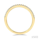 1/10 Ctw Round Cut Diamond Wedding Band in 14K Yellow Gold