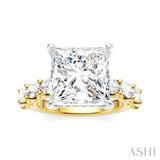 1 1/3 Ctw Princess Shape Oval and Round Cut Diamond Semi-Mount Engagement Ring in 14K Yellow and White Gold