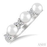 1/10 Ctw 5MM White Pearl and Floral Round Cut Diamond Fashion Band in 14K White Gold