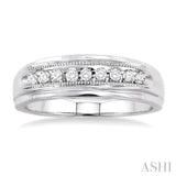 1/8 ctw Round Cut Diamond Women's Ring in 10K White Gold