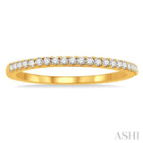 1/5 Ctw Round Cut Diamond Wedding Band in 14K Yellow Gold