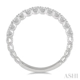 1/2 ctw Lattice Round Cut Diamond Wedding Band in 14K White Gold