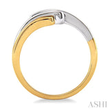 1/10 Ctw Three Stone Round Cut Diamond Band in 14K Yellow Gold