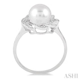 6.5 MM Cultured Pearl and 1/10 ctw Round Cut Diamond Ring in Sterling Silver