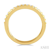 1/5 Ctw Pyramid Bead and Round Cut Diamond Wedding Band in 14K Yellow Gold