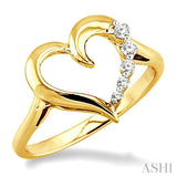 1/10 Ctw Round Cut Diamond Journey Heart Ring in 14K Yellow Gold