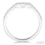 1/6 Ctw Round Cut Diamond Wedding Band in 14K White Gold