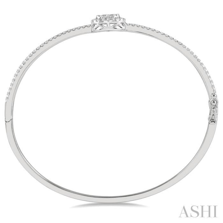 Stackable Oval Shape Lovebright Essential Diamond Bangle