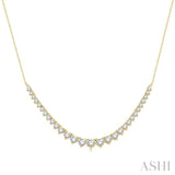 2 Ctw Graduated Diamond Smile Necklace in 14K Yellow Gold
